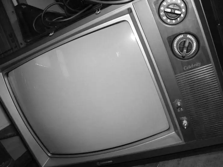 stockvault-old-television96350