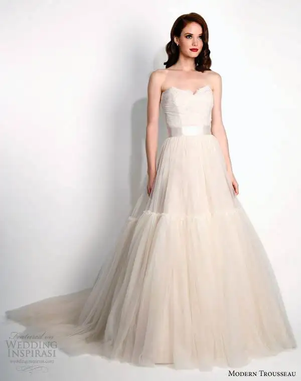 modern-trousseau-bridal-fall-2015-layla-strapless-blush-wedding-dress-train